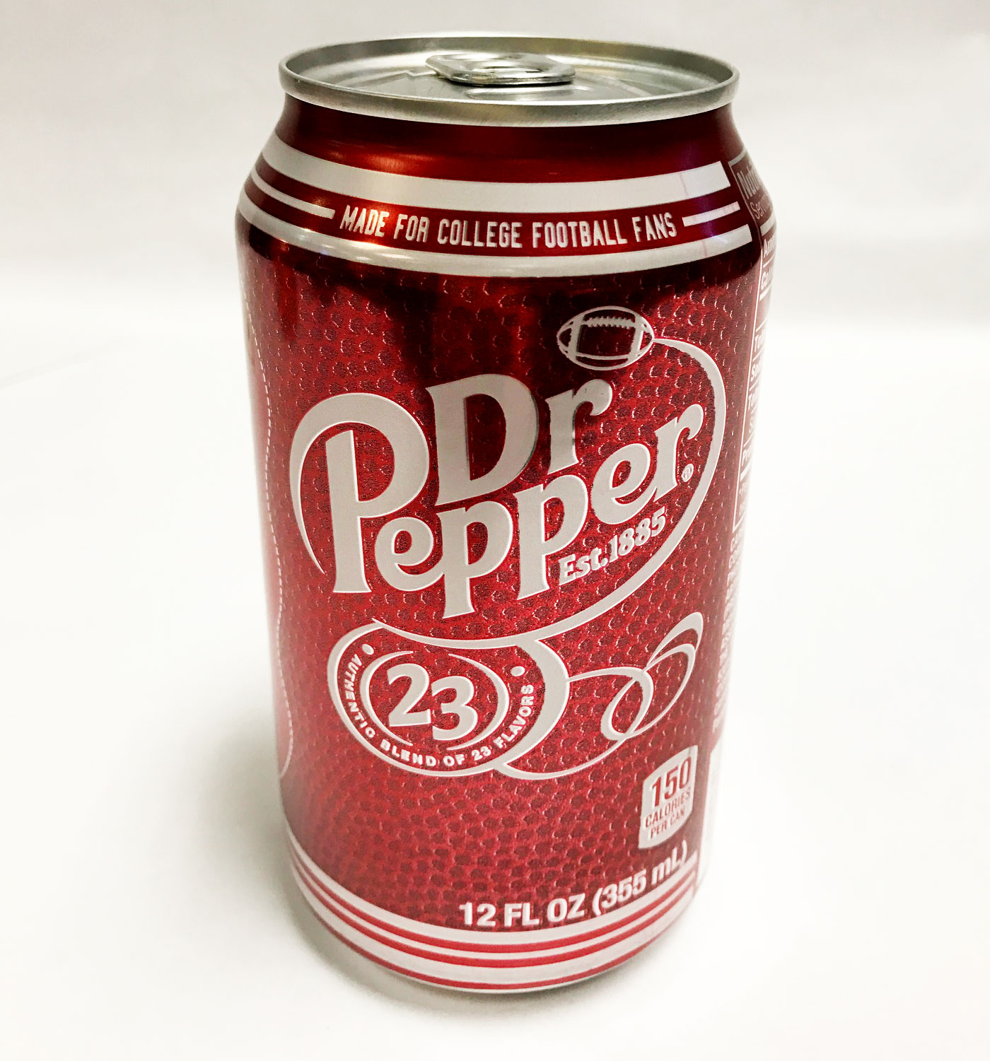 Напиток dr pepper. Доктор Пеппер. Пеппер Dr.Pepper. Мистер Пеппер напиток. Газировка Мистер Пеппер.